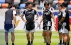 japan-coach-hajime-moriyasu-talks-with-coaching-staff-28-june-202616.webp