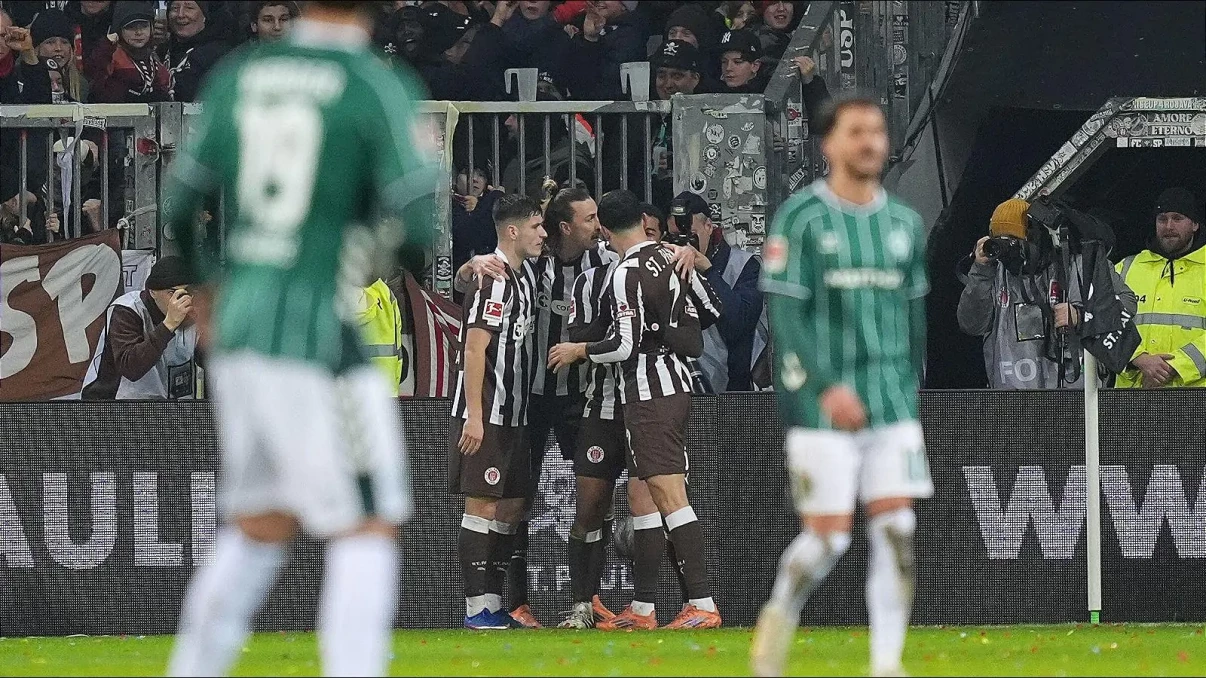 Marco Friedl admits "zero self-confidence" as Werder Bremen's Bundesliga slide continues Marco Friedl admits "zero self-confidence" as Werder Bremen's Bundesliga slide continues