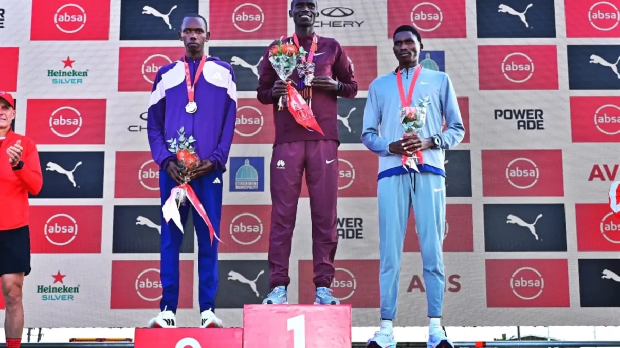 Joshua Cheptegei sets new Absa Run Your City Durban 10km course record Joshua Cheptegei sets new Absa Run Your City Durban 10km course record
