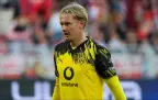 julian-brandt-of-borussia-dortmund-4-october-202516.webp
