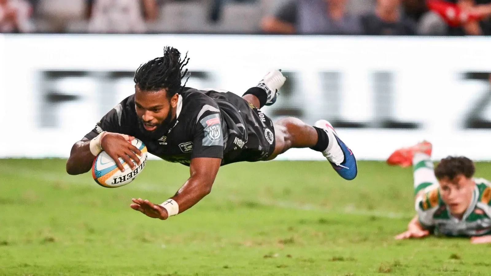 URC: Jurenzo Julius scores hat-trick as eight-try Sharks thrash ...
