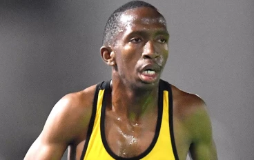 Kabelo Melamu of Murray & Robberts in the final Men Senior 5000m during track meet 2 of the Cape Milers Club & Endurocad Continental Tour Challenger 2023 at Green Point Athletics Stadium on A