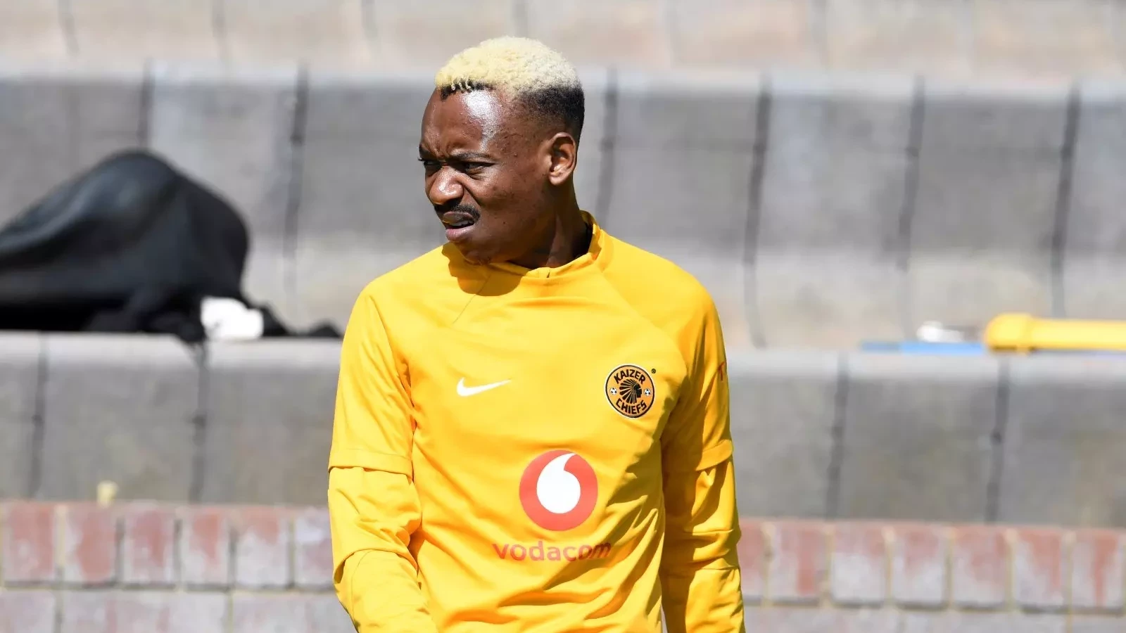 Khama Billiat's options revealed…and CT City stick to R37m for Khanyisa  Mayo | soccer