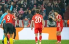kim-min-jae-of-fc-bayern-munich-receives-a-red-card-21-january-202616.webp