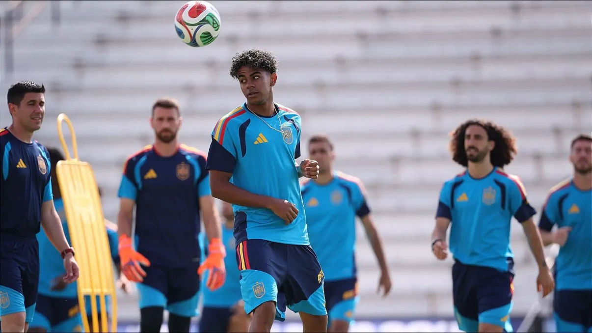 Luis de la Fuente confirms Lamine Yamal 'won't start' vs Cape Verde in World Cup clash Luis de la Fuente confirms Lamine Yamal 'won't start' vs Cape Verde in World Cup clash
