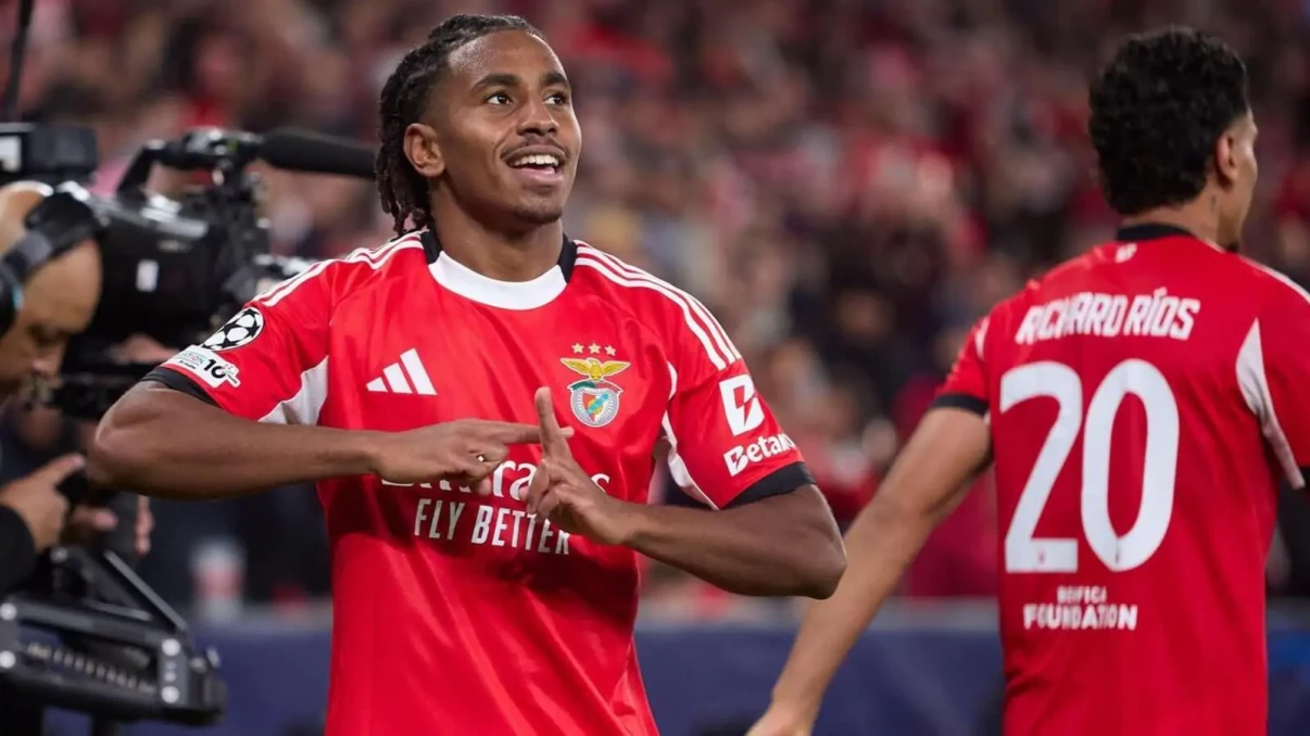 Jose Mourinho delighted with Benfica's 'deserved win' over Napoli in Champions League Jose Mourinho delighted with Benfica's 'deserved win' over Napoli in Champions League