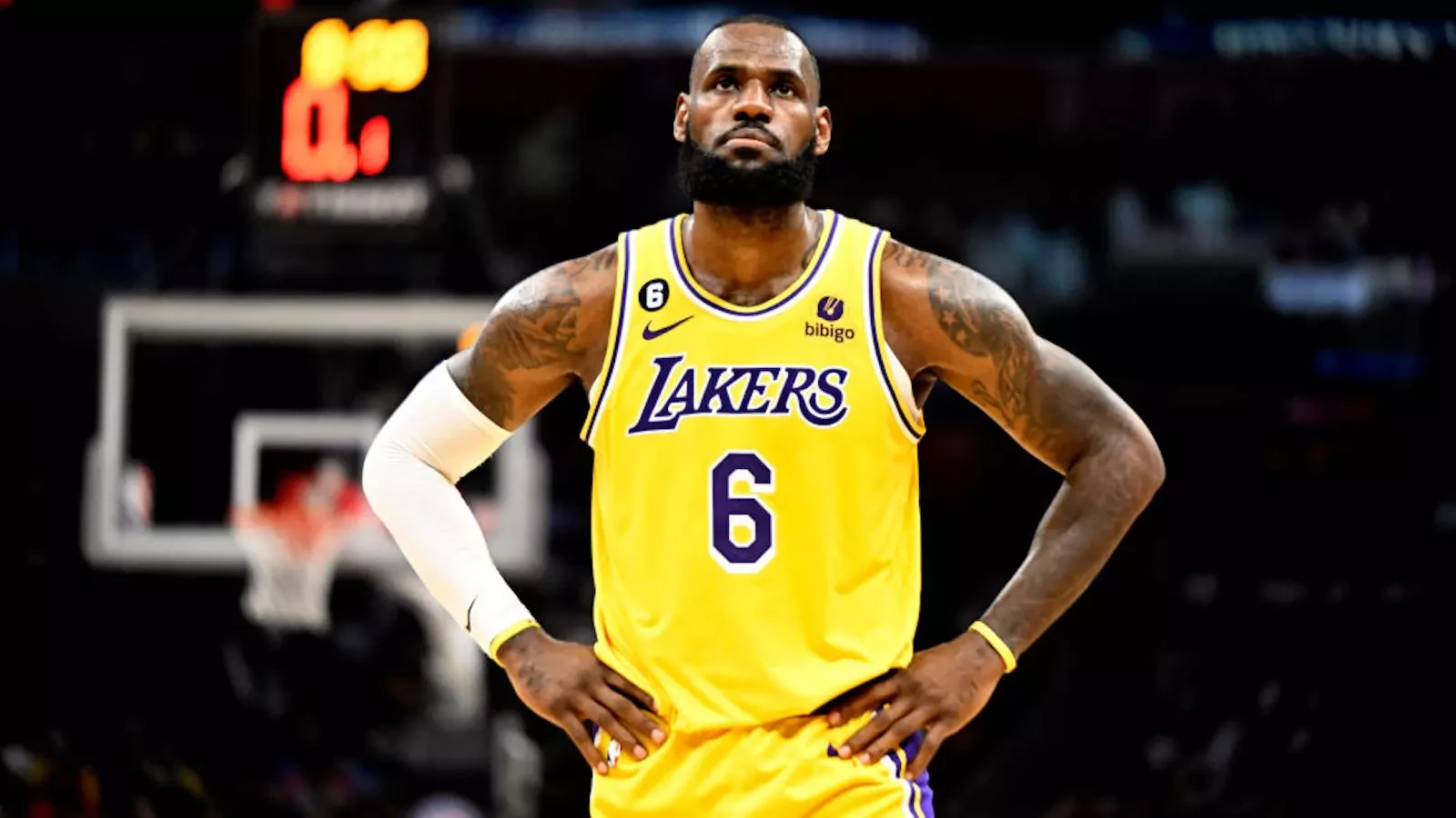 Lakers Lebron James Suffers Adductor Strain Sabc