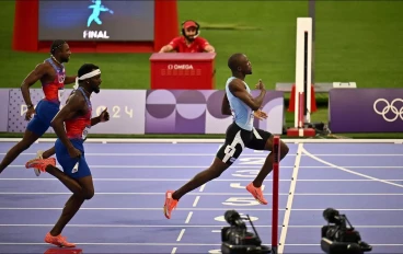 letsile-tebogo-of-botswana-wins-200-metres-gold-medal16