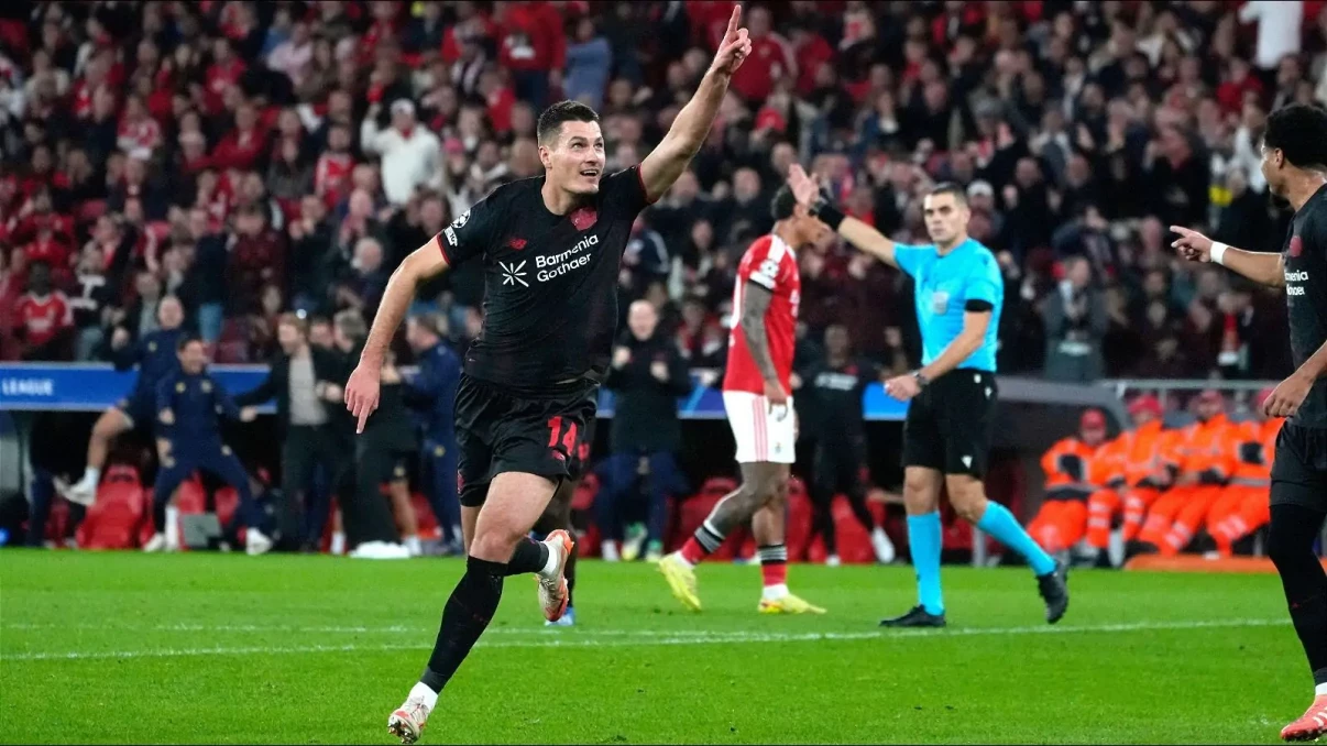 Patrik Schick seals breakthrough for Bayer Leverkusen in victory over Benfica Patrik Schick seals breakthrough for Bayer Leverkusen in victory over Benfica