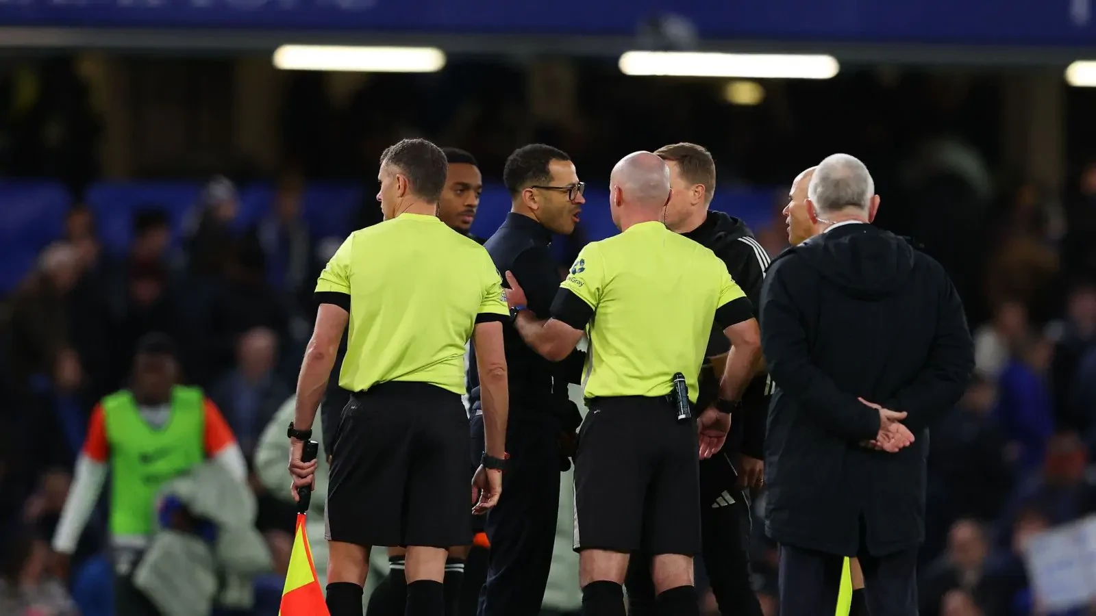 Chelsea boss Liam Rosenior slams referee Paul Tierney after pre-match ...