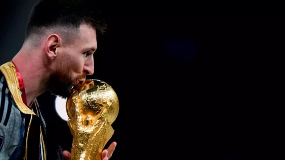 World Cup winner Messi agrees to stay at PSG - reports