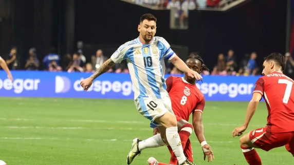 Argentina kick off Copa America defense with 2-0 victory over Canada