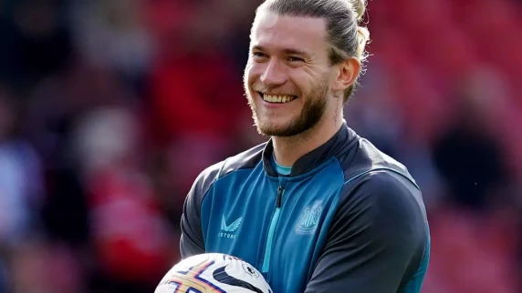 Eddie Howe urges Loris Karius to 'rewrite the story of his career' in cup final