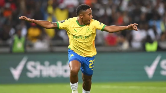 Sundowns stretch lead at the top of the table after seeing off Cape Town Spurs