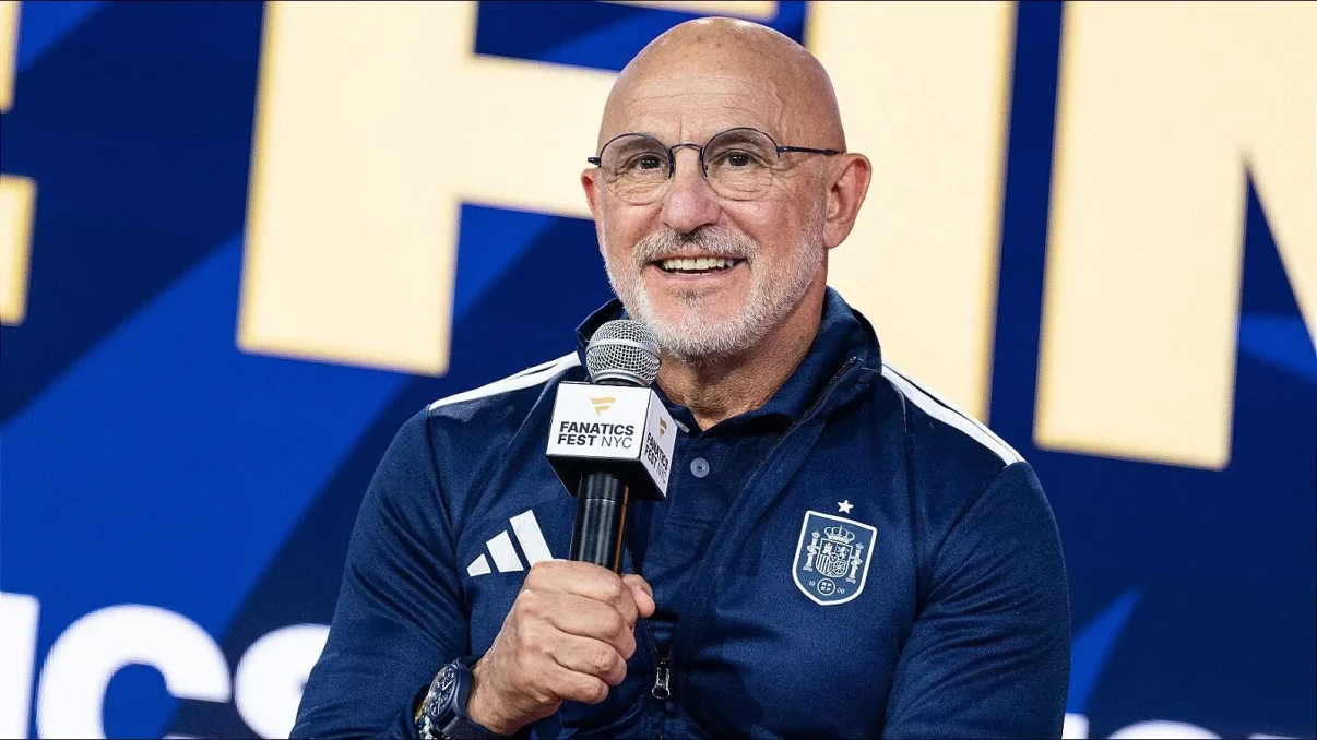 De la Fuente calls reaching FIFA World Cup final a "privilege" ahead of Argentina clash De la Fuente calls reaching FIFA World Cup final a "privilege" ahead of Argentina clash