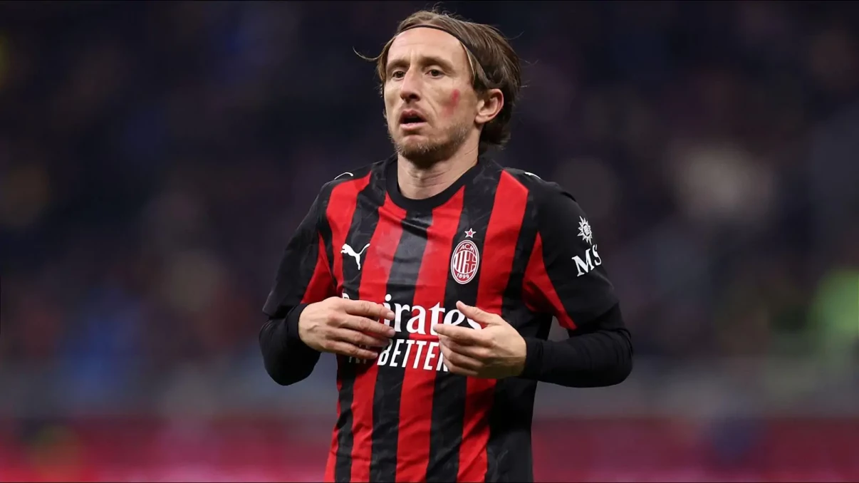 Luka Modric drives AC Milan charge in high-stakes San Siro clash with Lazio Luka Modric drives AC Milan charge in high-stakes San Siro clash with Lazio