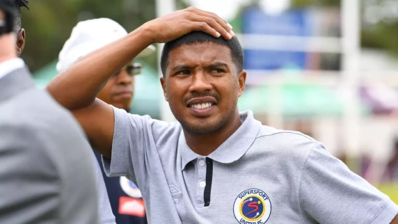 Lyle Lakay counting on experience to lift SuperSport United mood