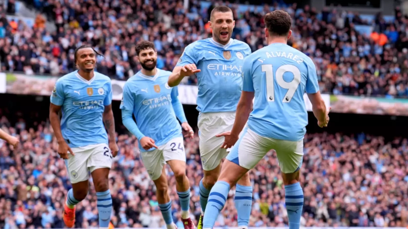 Man City move to the top of the Premier League table after victory over Luton soccer