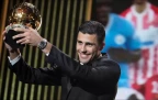 manchester-city-player-rodri-receives-the-2024-men-s-ballon-d-or-award16.webp