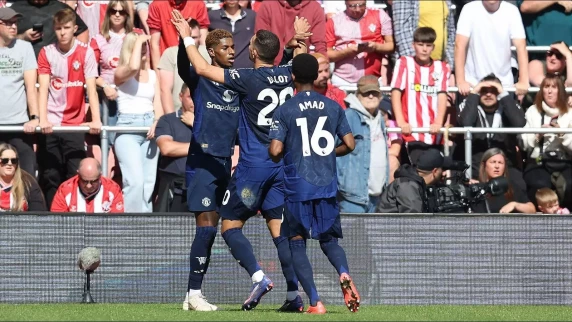 Andre Onana's penalty save sparks Man Utd's win over Southampton