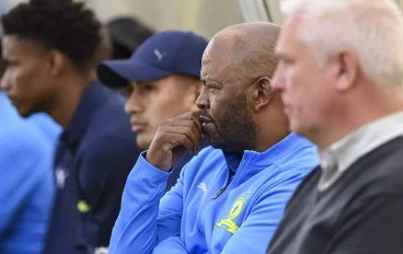 Mamelodi Sundowns coach Manqoba Mngqithi