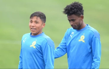 Mamelodi Sundowns players Marcelo Allende and Abubakar Nasir