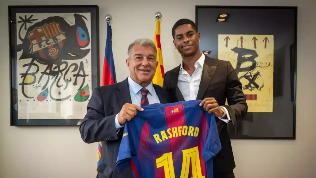 Man Utd striker Marcus Rashford joins Barcelona on season-long loan