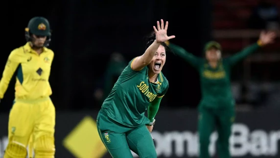 Marizanne Kapp shines as Proteas women claim first win over Australia