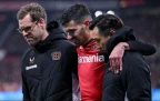 martin-terrier-of-bayer-leverkusen-leaves-the-field-injured16.webp