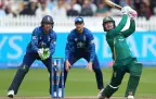 matthew-breetzke-of-south-africa-attacks-england-s-bowling-4-september-2025-(alamy-image)16.webp