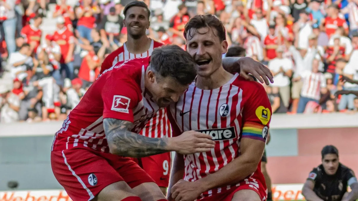 Bundesliga: Freiburg put five past Monchengladbach, Dortmund beat Paderborn Bundesliga: Freiburg put five past Monchengladbach, Dortmund beat Paderborn