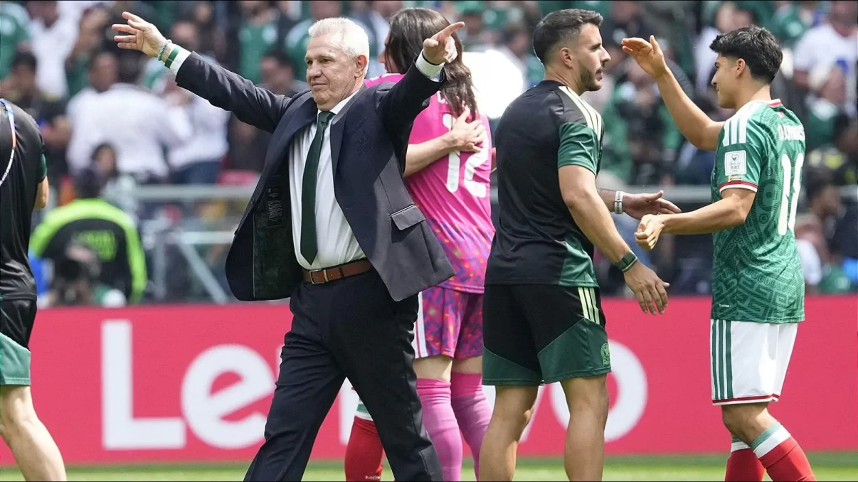 Javier Aguirre hails composed Mexico after historic World Cup win over Bafana Bafana Javier Aguirre hails composed Mexico after historic World Cup win over Bafana Bafana
