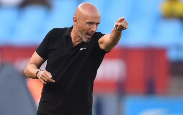 Mamelodi Sundowns coach Miguel Cardoso during the Nedbank Cup, Last 32 match between Mamelodi Sundowns and Sibanye Golden Stars at Loftus Versfeld Stadium on January 25, 2025 in Pretoria, Sou