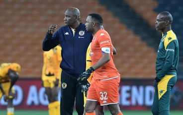 Molefi Ntseki ,Arthur Zwane and Itumeleng Khune of Kaizer Chiefs looks dejected during the DStv Premiership match between Kaizer Chiefs and Cape Town City FC at FNB Stadium on October 03, 202