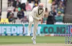 nathan-lyon-bowling-stride16.webp