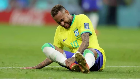 Brazil face anxious wait after Neymar injury scare