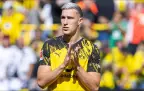 nico-schlotterbeck-of-borussia-dortmund-18-august-202516.webp