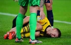 nico-schlotterbeck-of-borussia-dortmund-on-the-ground-injured16.webp