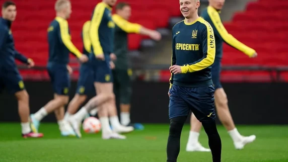 Oleksandr Zinchenko grateful for Ukraine support but 'no friends on the pitch'