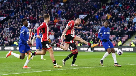 Oli McBurnie scores late on as Sheffield United hold Chelsea