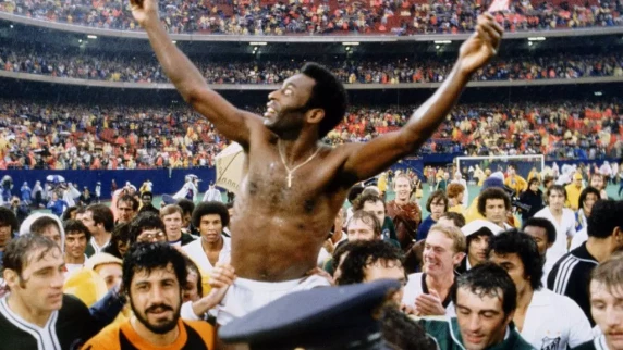 Final farewell for Pele, Brazil's football 'King'