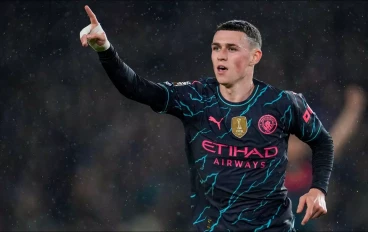 phil-foden-of-manchester-city-celebrates-after-scoring16