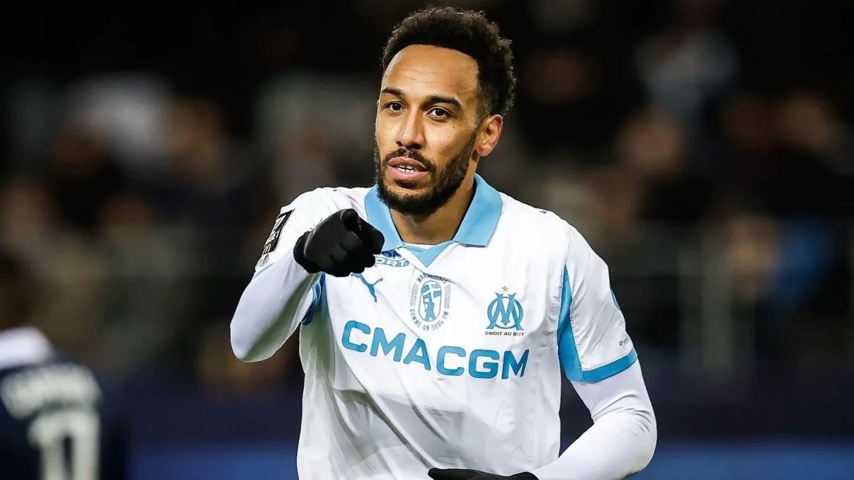 Pierre-Emerick Aubameyang returns to Spain with Deportivo move from Marseille Pierre-Emerick Aubameyang returns to Spain with Deportivo move from Marseille