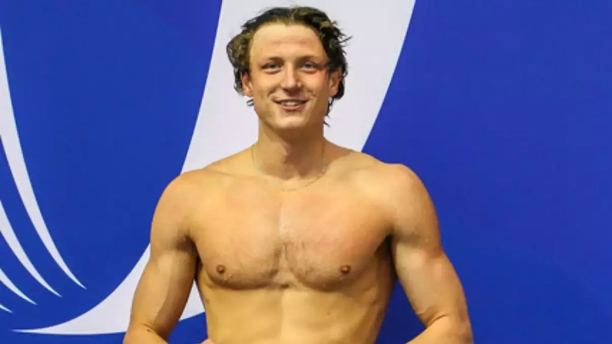 Pieter Coetze breaks FISU Games swimming record