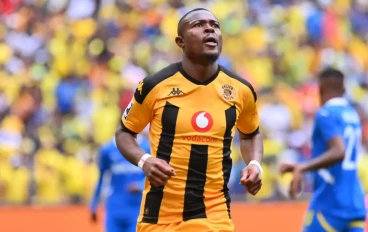 Ranga Chivaviro of Kaizer Chiefs celebrates after scoring a goal during the Betway Premiership match between Kaizer Chiefs and Mamelodi Sundowns at FNB Stadium on September 28, 2024 in Johann