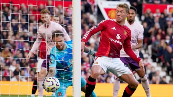 Rasmus Hojlund faces pressure in Man Utd's transfer plans