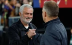 real-madrid-s-coach-jose-mourinho-and-barcelona-s-coach-hansi-flick-25-october-202616.webp