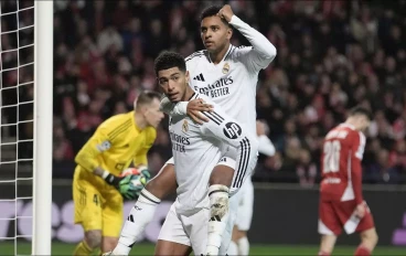 real-madrid-star-jude-bellingham-celebrates-with-teammates-after-scoring16