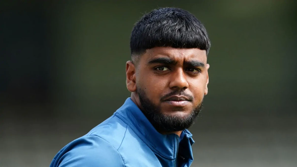 Sri Lanka bat first in Colombo after England's Rehan Ahmed replaces Will Jacks Sri Lanka bat first in Colombo after England's Rehan Ahmed replaces Will Jacks