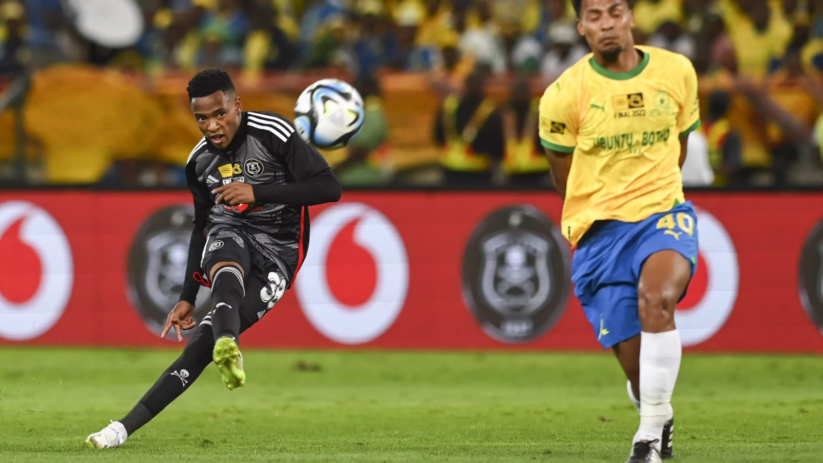 UPDATE: Orlando Pirates confirm Relebohile Mofokeng is at English Premier  League side!